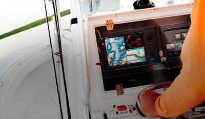 Touchscreen fishing device inside boat